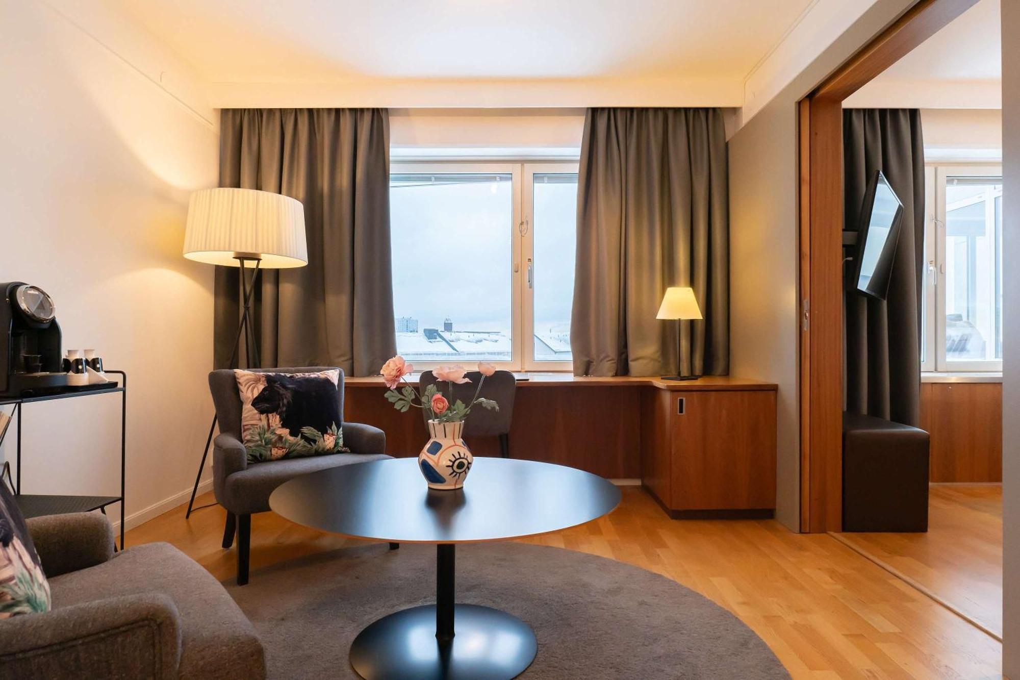 Western Park Hotel